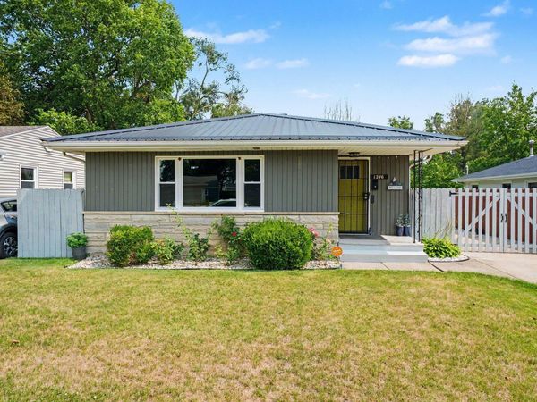 1246 Woodlawn Boulevard, South Bend, IN 46616