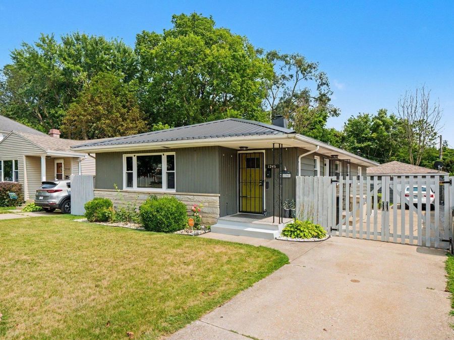 Property Image 4