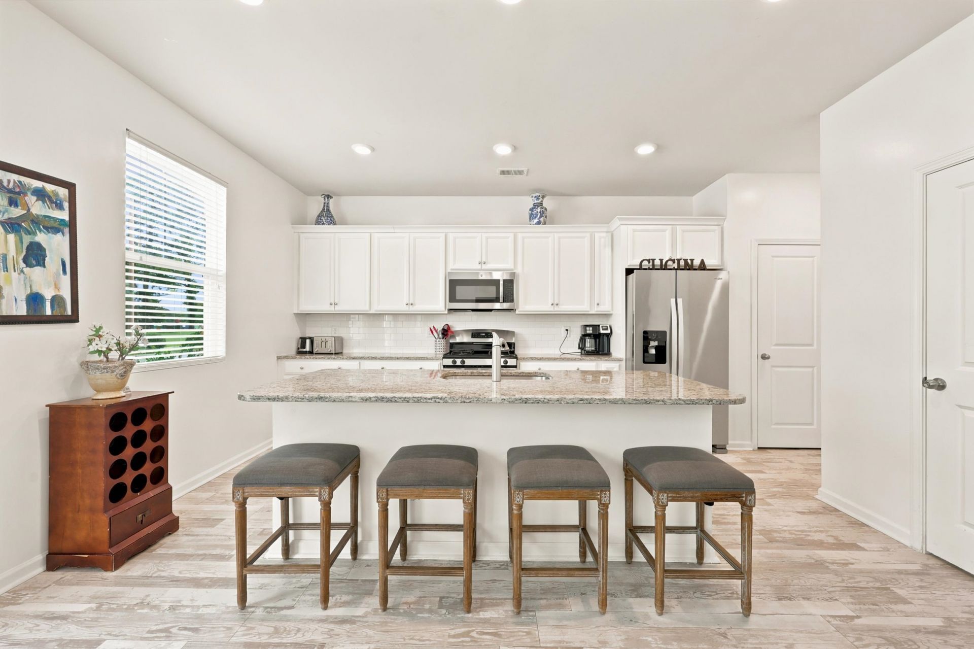 4729 Seclusion Ln. Photo 11