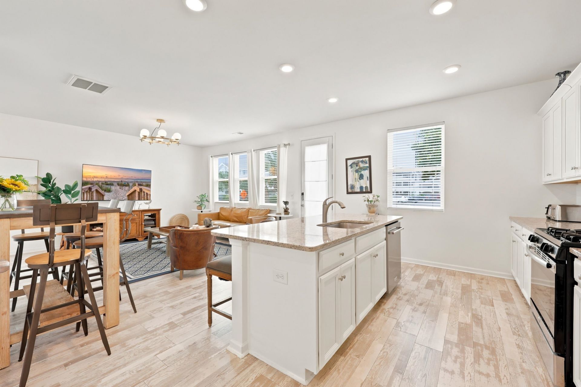 4729 Seclusion Ln. Photo 13