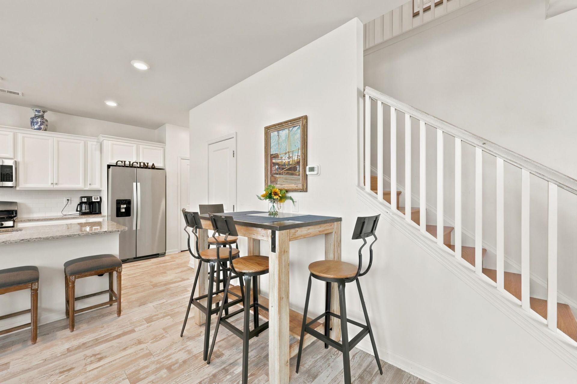 4729 Seclusion Ln. Photo 9