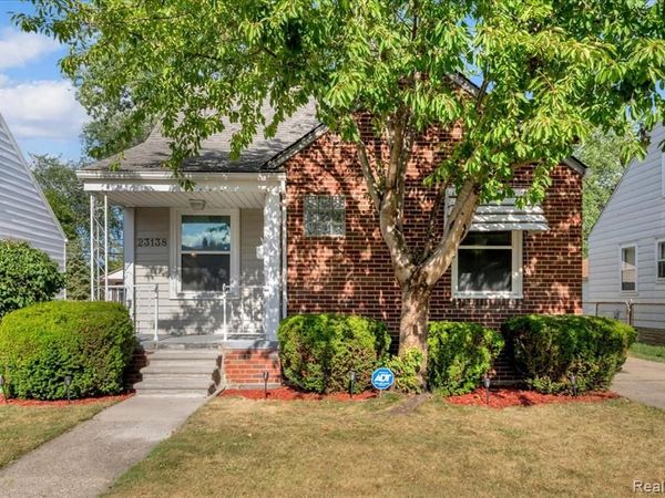 23138 Normandy, Eastpointe, Mi 48021