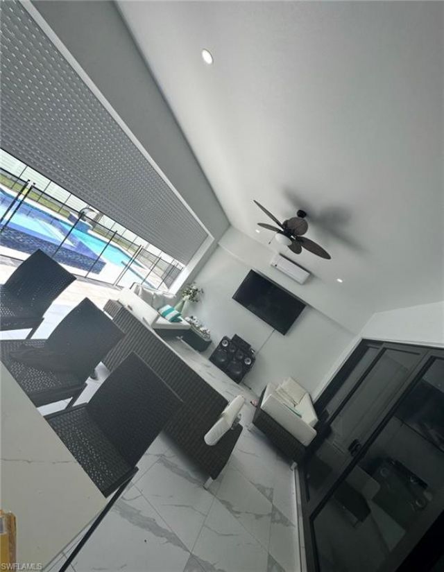 2044 NE 5th St, Cape Coral, FL 33909 Photo