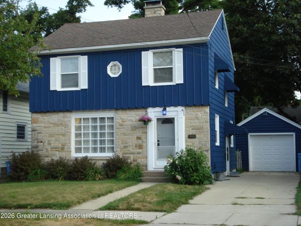 915 W Barnes Avenue, Lansing, MI 48910
