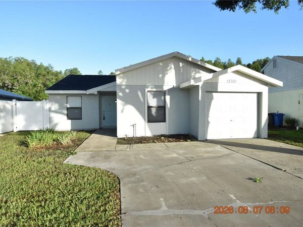 12352 WITHERIDGE DRIVE , TAMPA, FL 33624