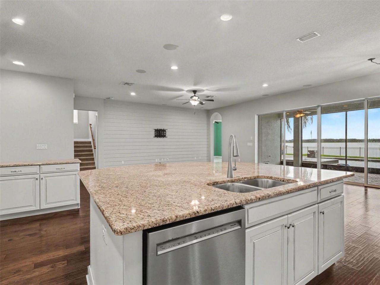 11323 Lake Lucaya Drive, Riverview, FL 33579 Photo