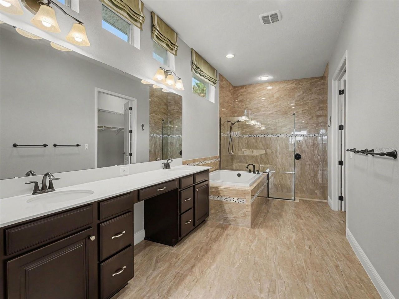 11323 Lake Lucaya Drive, Riverview, FL 33579 Photo