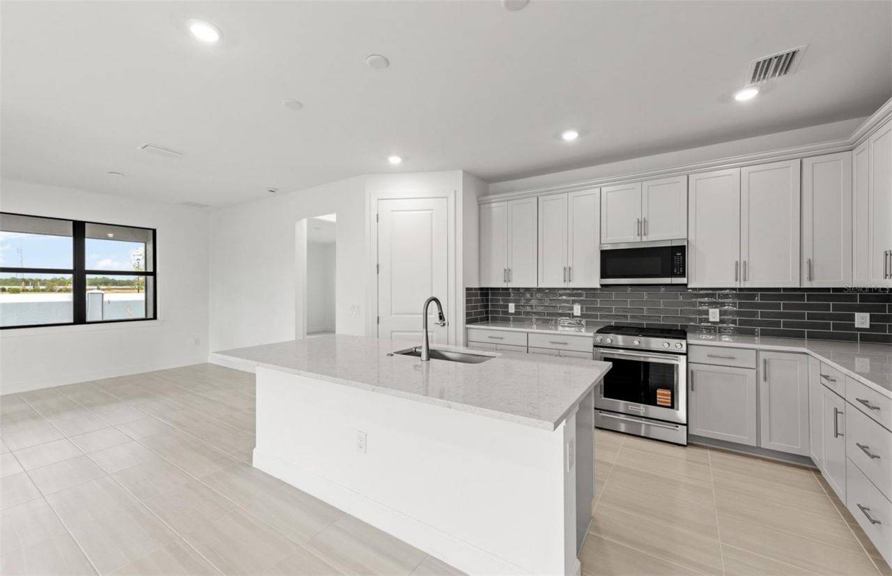 4415 Lakeside Grove, North Port, FL 34289 Photo