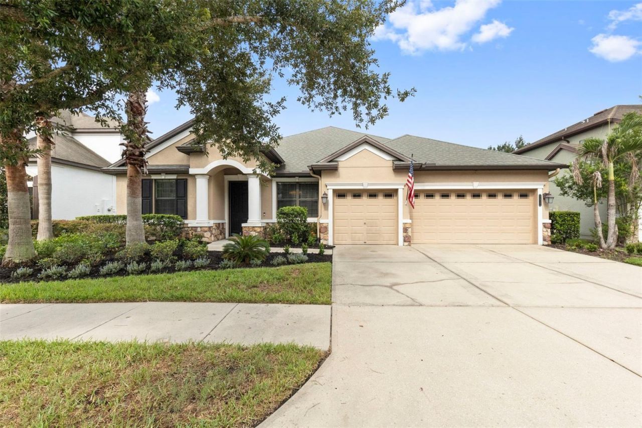 7957 Hampton Lake Drive , Tampa, FL 33647 Main Photo