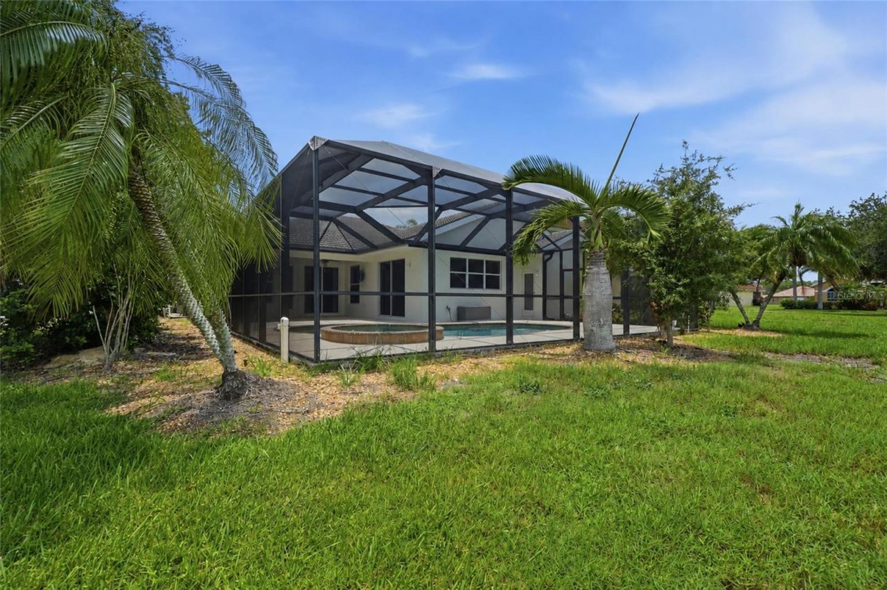 9007 Willowbrook Circle, Bradenton, FL 34212 Photo