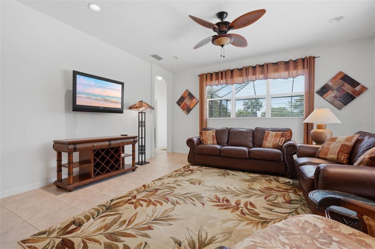 9007 Willowbrook Circle, Bradenton, FL 34212 Photo