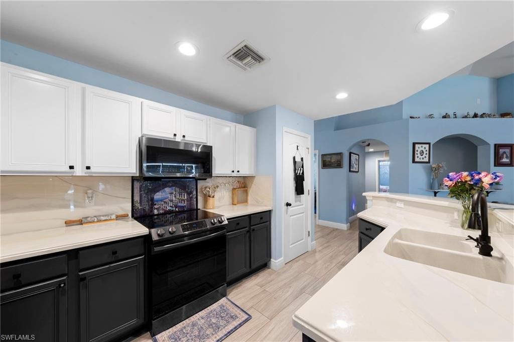 2633 SW 32nd St, Cape Coral, FL 33914 Photo