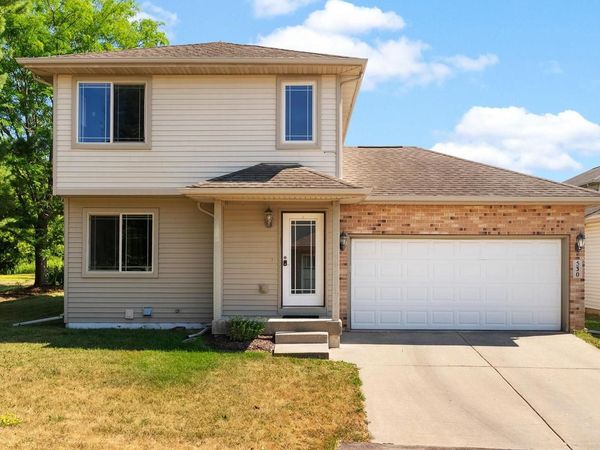 530 Lexington Drive, Oregon, WI 53575