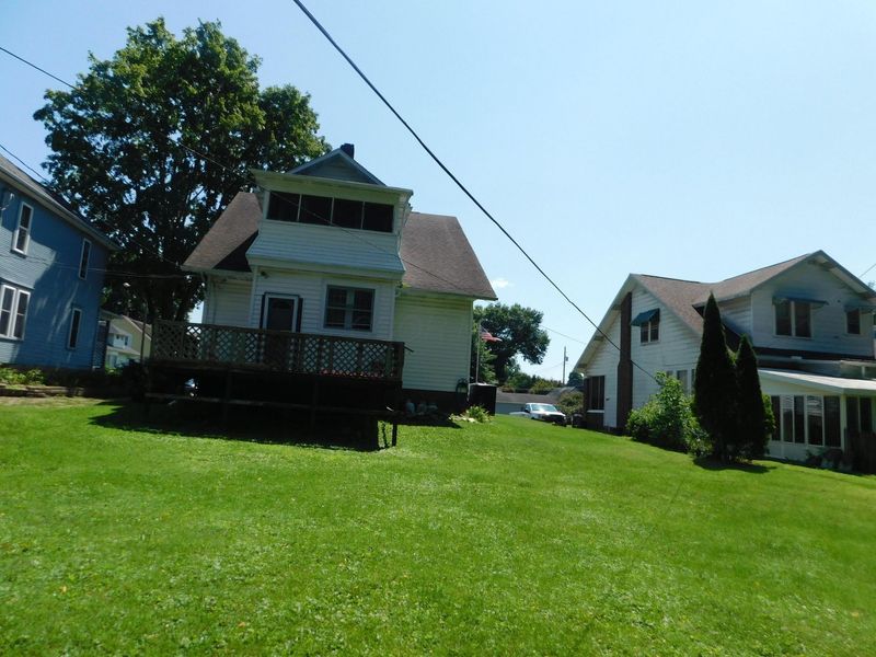 397 Warner Avenue , Logan, OH 43138 Photo 2