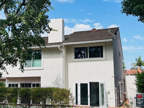 446 Vista Roma, Newport Beach, CA 92660
