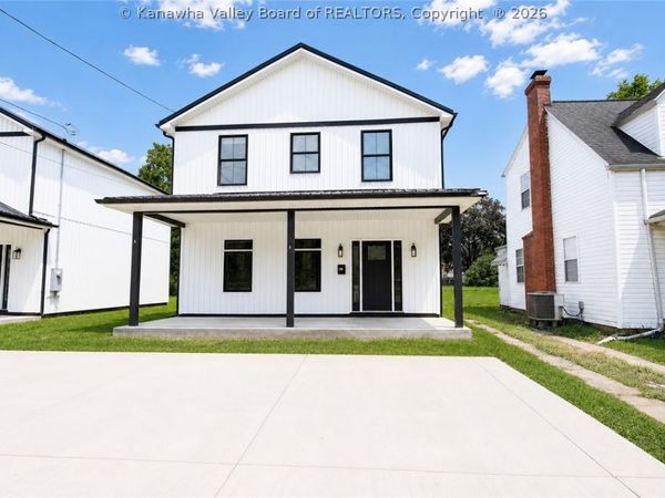 6510 MacCorkle SE Avenue, Charleston, WV 25304