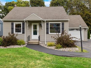 308 Homewood Drive, Fayetteville, NY 13066