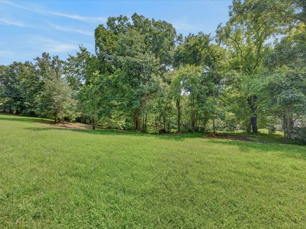 1 Old County House Rd , Unit 1, White Bluff, TN 37187