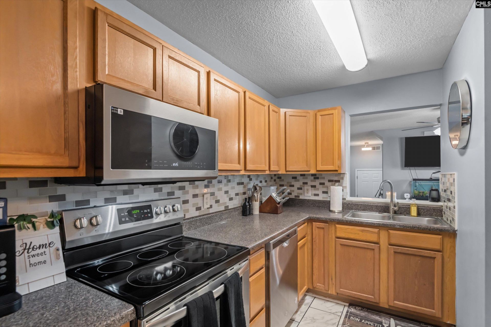 13 Gatewood Way  Photo 6