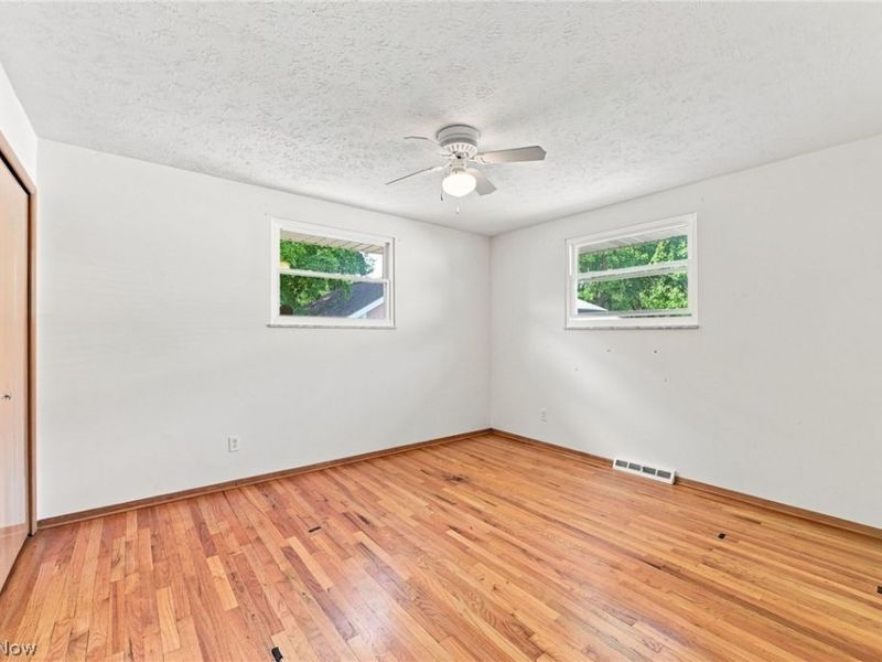 8001 Royalview Drive, Parma, OH 44129 Photo 13