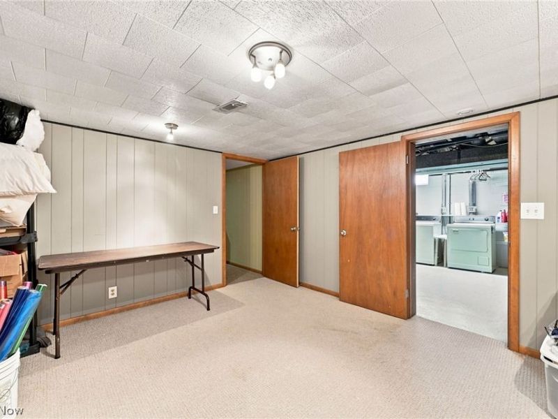 8001 Royalview Drive, Parma, OH 44129 Photo 25