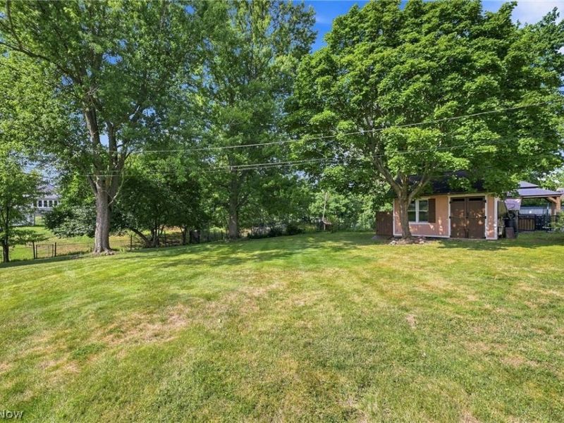 8001 Royalview Drive, Parma, OH 44129 Photo 31