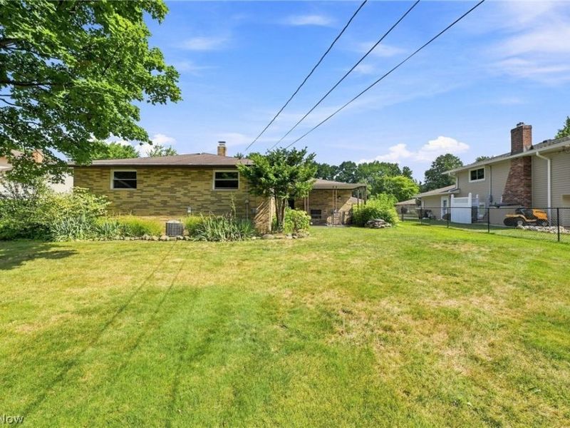 8001 Royalview Drive, Parma, OH 44129 Photo 32