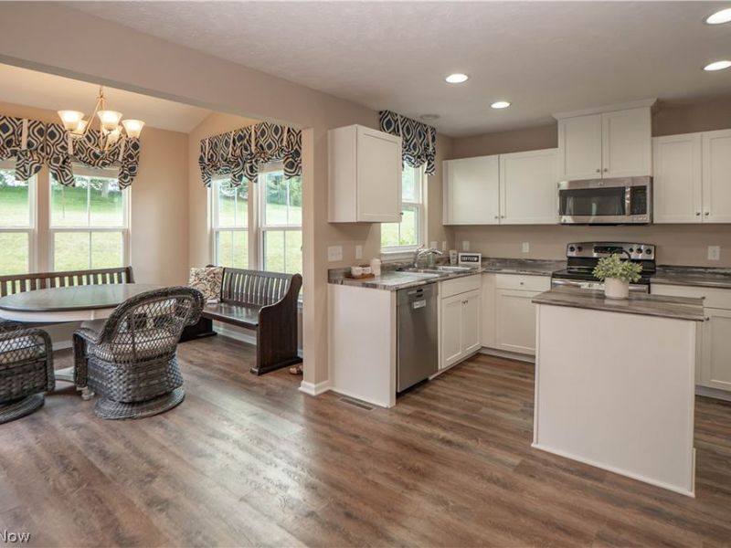 7185 Gauntlet Street SW, Massillon, OH 44646 Photo 13