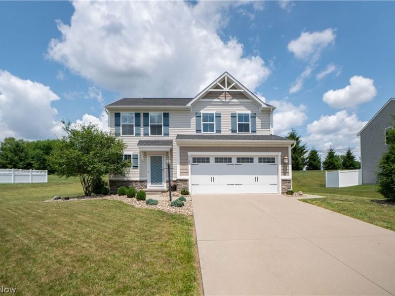 7185 Gauntlet Street SW, Massillon, OH 44646 Photo 2