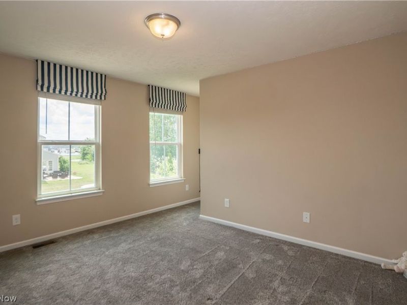 7185 Gauntlet Street SW, Massillon, OH 44646 Photo 32