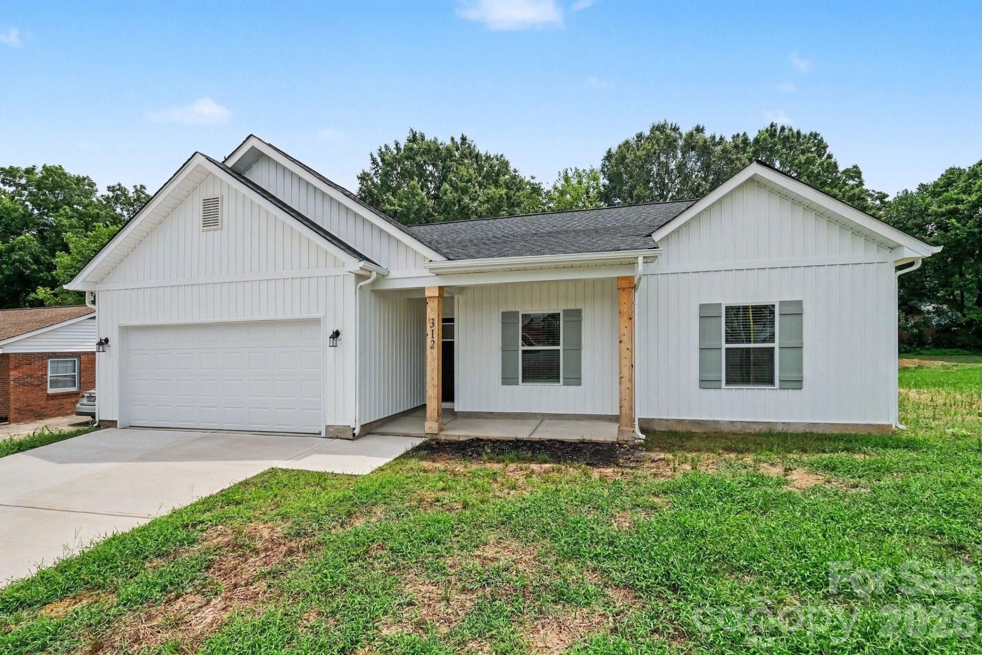 312 E Talleyrand Avenue, Monroe, NC 28271 Main Photo