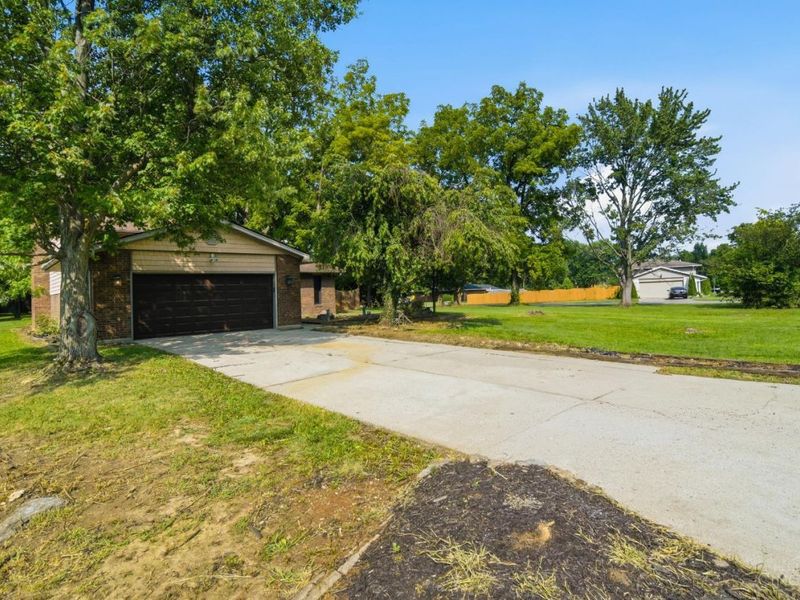 6332 Shannon Drive, Fairfield Twp, OH 45011 Photo 2