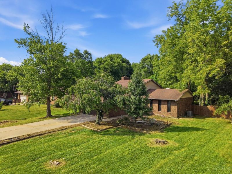6332 Shannon Drive, Fairfield Twp, OH 45011 Photo 3