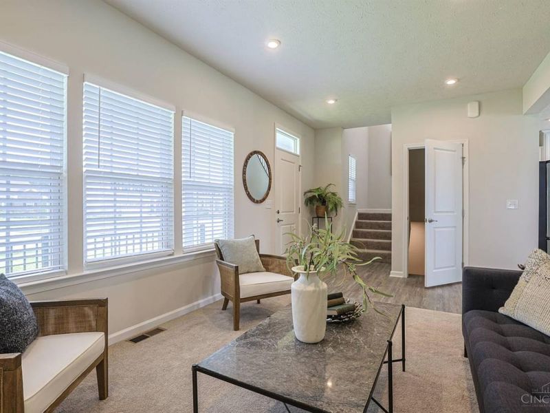 1164 Wood Gate Way, Miami Twp, OH 45140 Photo 8