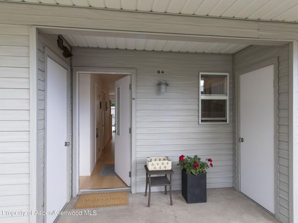 405 Park Avenue, Unit B4, Basalt, CO 81621