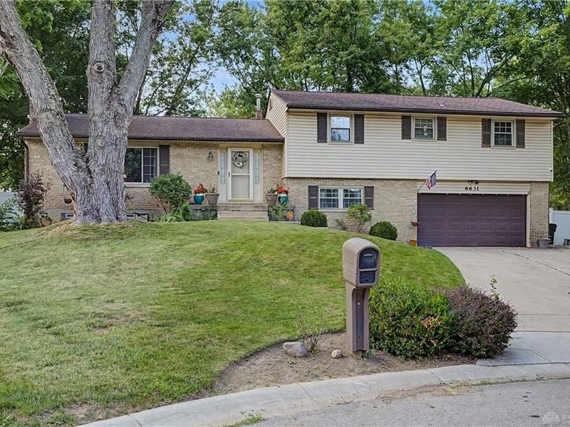 6631 Caldero Court, Clayton, OH 45415 Photo 4
