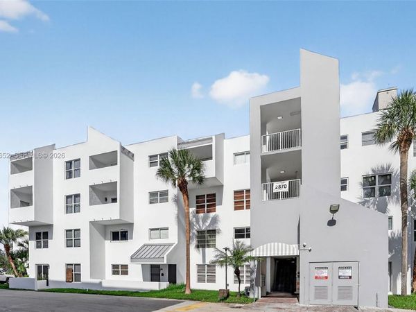 2870 NE 14th St Cswy , Unit 203C, Pompano Beach, FL 33062