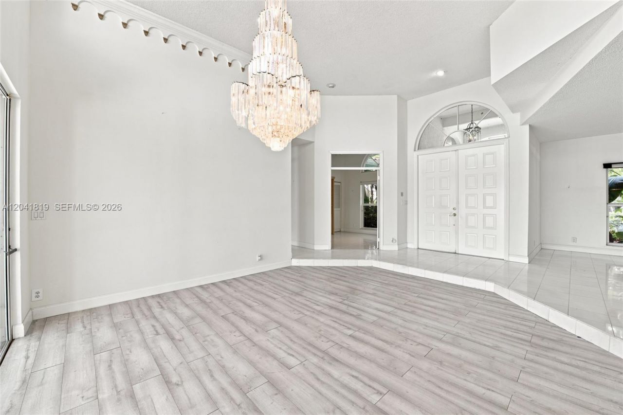12388 Classic Dr, Coral Springs, FL 33071 Photo