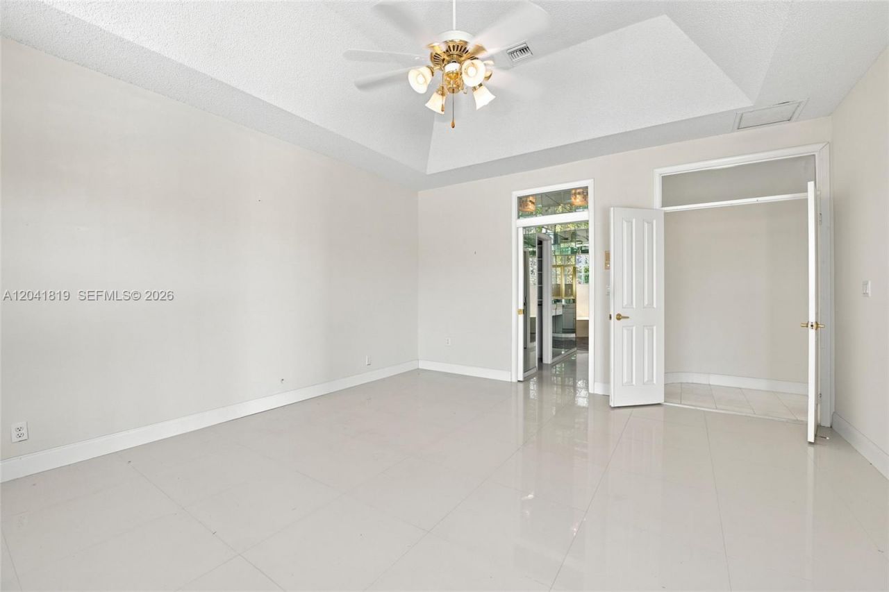 12388 Classic Dr, Coral Springs, FL 33071 Photo