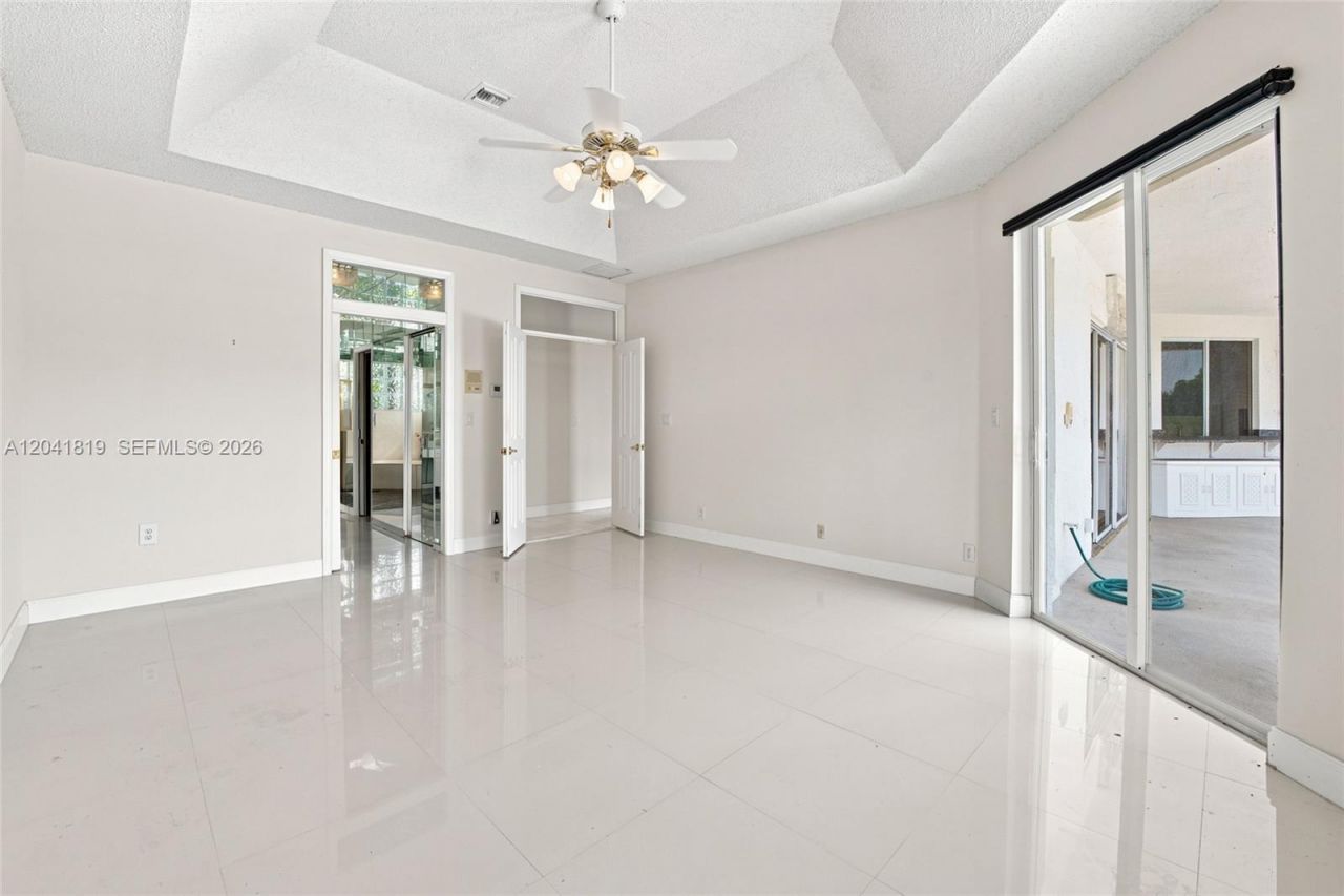 12388 Classic Dr, Coral Springs, FL 33071 Photo