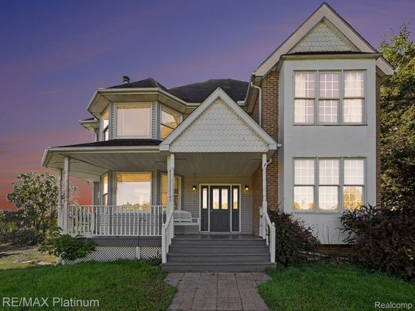 10149 Emerald Drive, Cambridge Township, Mi 49230
