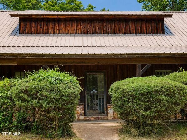 373 S Smith Mill Road, Caledonia, MS 39740