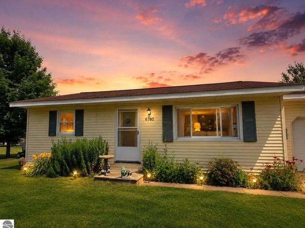 6300 Nelson Road N, Lake City, MI 49651