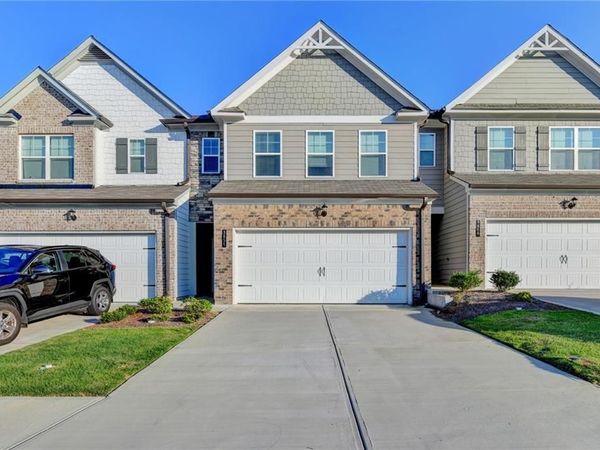 3855 Brookburn Park , Gainesville, GA 30506