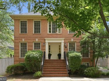 2904 N 4TH STREET N, ARLINGTON, VA 22201