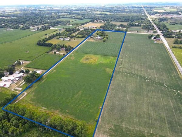 1602 State Hwy 60 -, Jackson, WI 53037