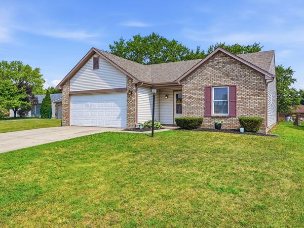 1230 Wilkes Drive, Anderson, IN 46013