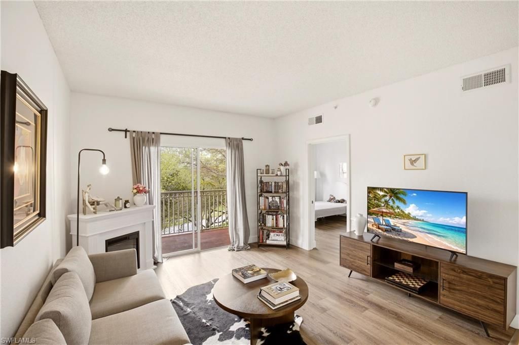 15590 Ocean Walk Cir , Unit 313, Fort Myers, FL 33908 Photo