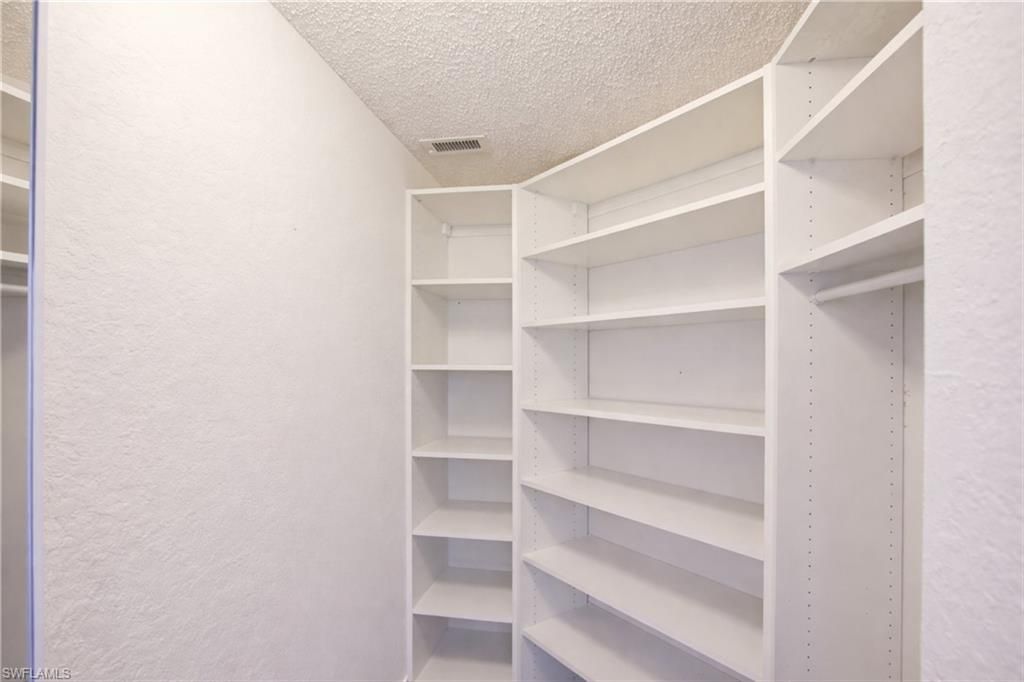 15590 Ocean Walk Cir , Unit 313, Fort Myers, FL 33908 Photo