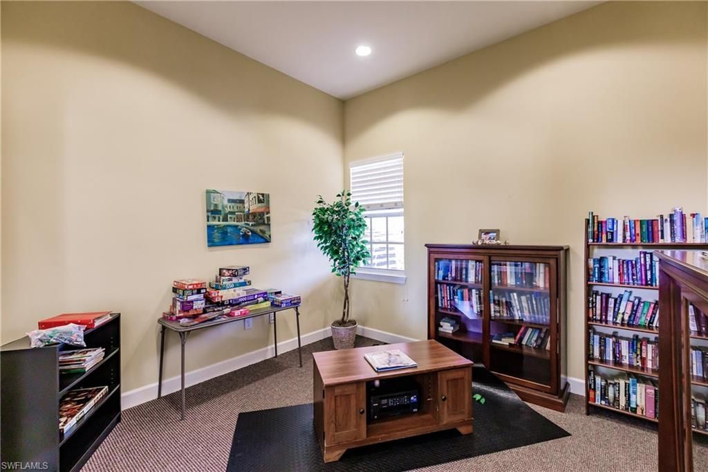15590 Ocean Walk Cir , Unit 313, Fort Myers, FL 33908 Photo